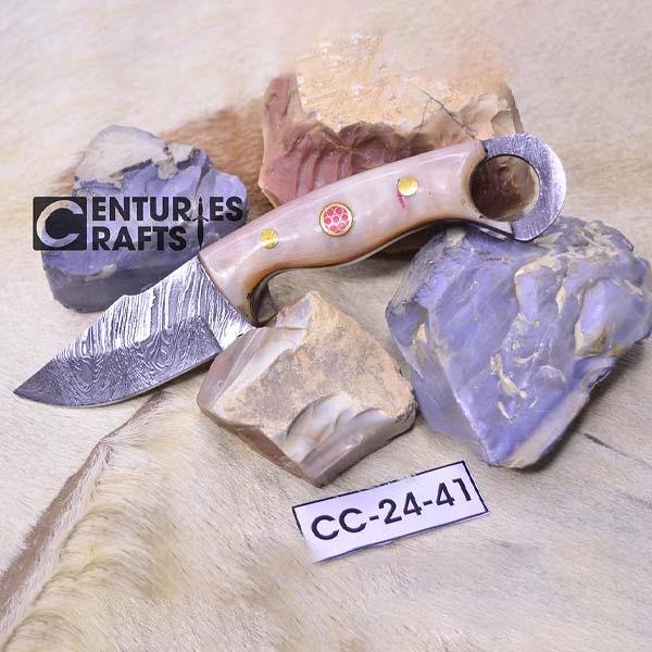 Hunting Handy 6.5-Inch Damascus Steel skining Knife