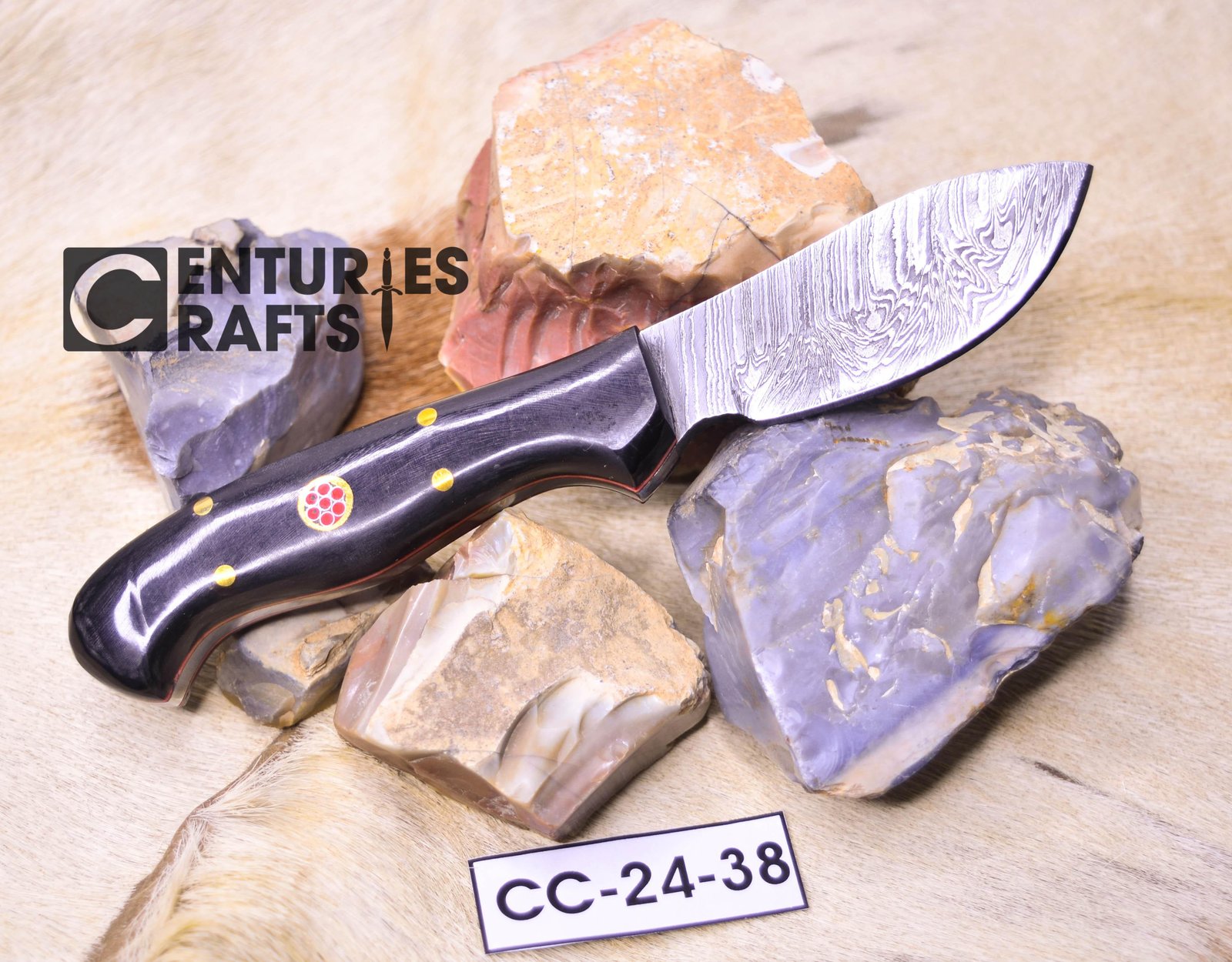 Hunting Ready: 6.5-Inch Damascus Steel skinning Knife